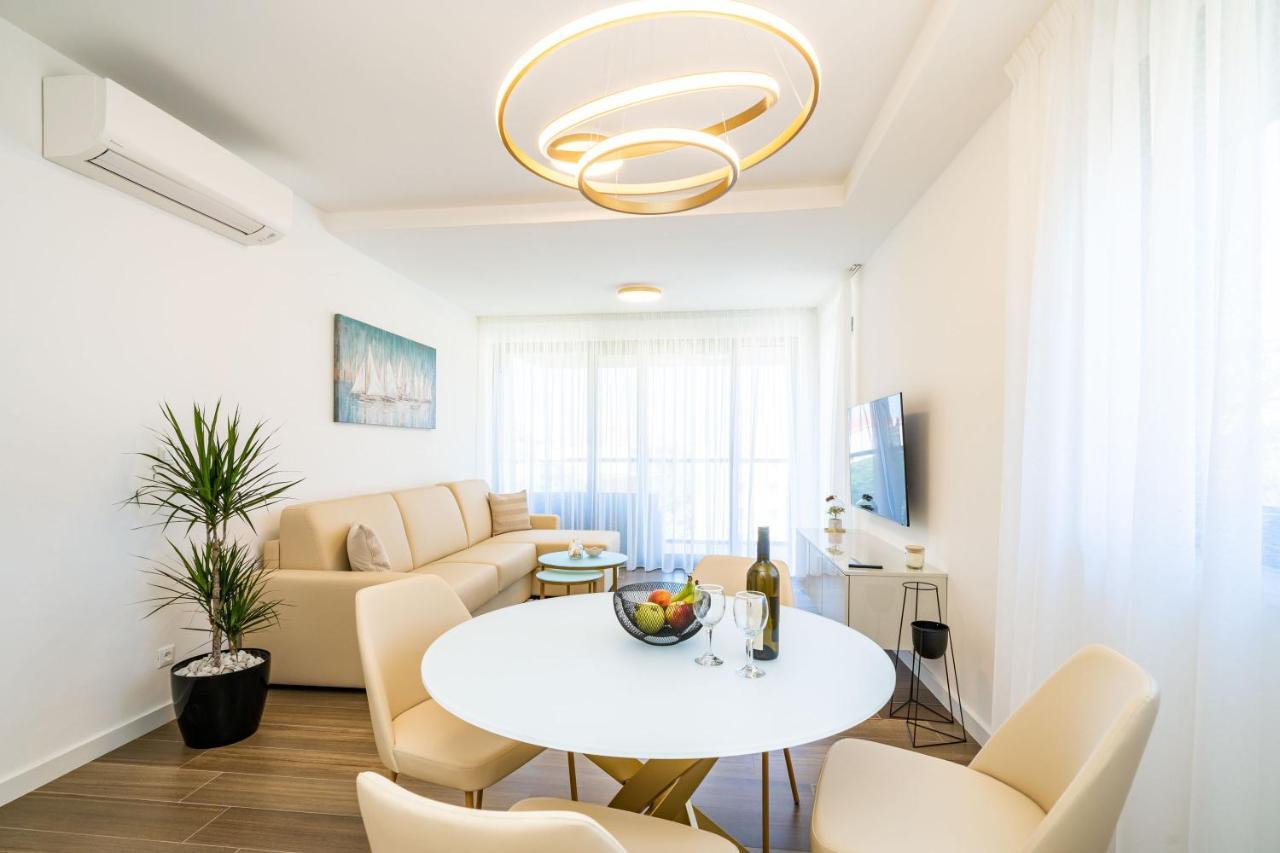 Apartment Zadro *